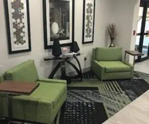 Photo 4 - Holiday Inn Express Hotel & Suites Ennis by IHG