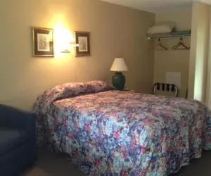 Photo 5 - Attitash Motel