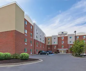 Photo 2 - Candlewood Suites Washington North by IHG