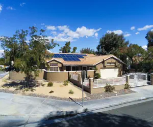 Photo 2 - Palm Springs Vacation Home