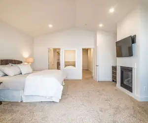 Photo 2 - Seagate: Starboard~coos Bay~premiere Property