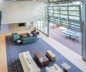 Photo 4 - Hampton Inn & Suites San Diego Airport Liberty Station