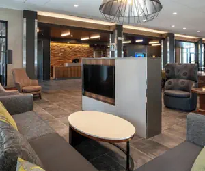 Photo 3 - Courtyard by Marriott Lafayette South