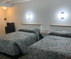 Photo 4 - Boone Trail Inn