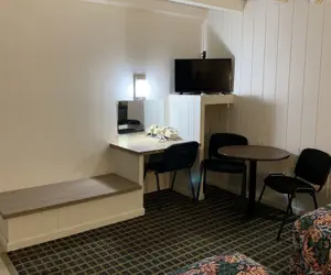 Photo 5 - Boone Trail Inn