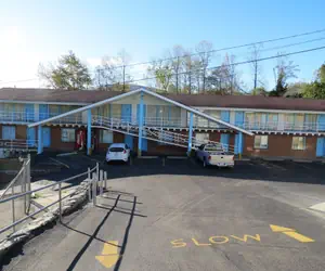 Photo 2 - Boone Trail Inn