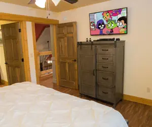 Photo 4 - Serene Oasis - Four Bedroom Chalet