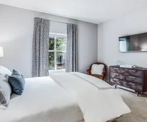 Photo 4 - Picture Perfect