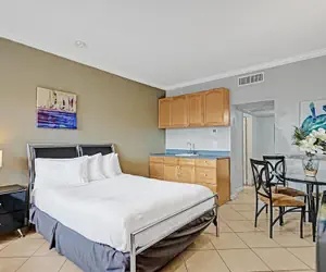 Photo 2 - Gorgeous Gem, Walk From the Ocean!!