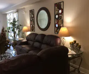 Photo 2 - Riverside Hotel