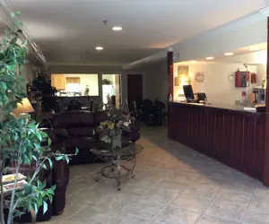 Photo 3 - Riverside Hotel