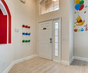 Photo 3 - 4BR Emerald Island Home by FS FL VH-8438