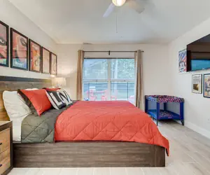 Photo 4 - 4BR Emerald Island Home by FS FL VH-8438