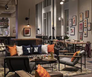 Photo 5 - Moxy Nashville Vanderbilt Area