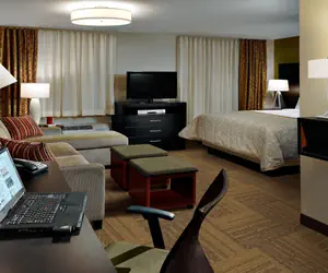 Photo 2 - Studio Suite 1 Queen Nonsmoke