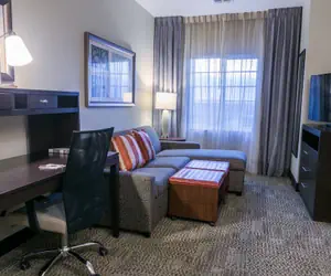 Photo 3 - 1 Bdrm 1 Kng Hear Access Roll In Shwr Ns