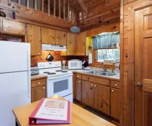 Photo 5 - Mountain Time Cabin, Hot Tub, Fire Pit, Fireplace