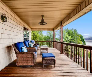 Photo 5 - 3 Bed + 3 Bath + Loft