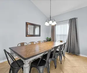 Photo 5 - Stylish 5 Bedroom Lakefront home near Disney