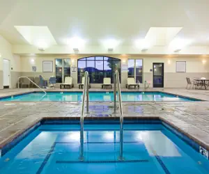 Photo 4 - Studio Suite With 1 Queen Bednonsmoking