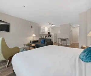 Photo 4 - KC Club Studio #345