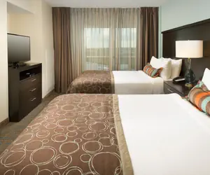 Photo 3 - 1 Bdrm 2 Qn Mobility Access Tub Nosmk