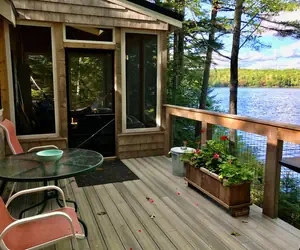 Photo 2 - Lakefront Cottage