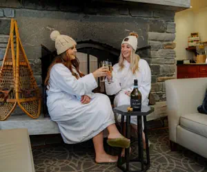 Photo 4 - Mountain View Accessible 2 Queen with Roll In Shower