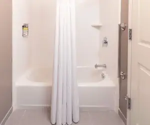 Photo 3 - Studio Ste 2Qn Hear Accessible Tub Nosmk