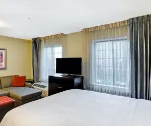 Photo 2 - Studio Suite 1 Queen Nonsmoke