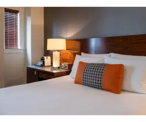 Photo 5 - PR | Premium King