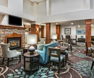 Photo 5 - 1 Queen Bed Ste With Sofa Bed Nonsmoking