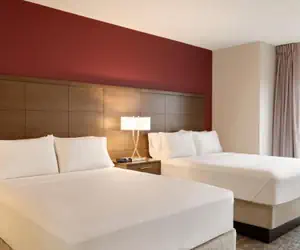 Photo 4 - 2 Bdrm Ste 1 Queen 2 Dbl Beds Nonsmoking