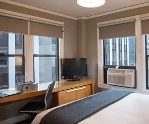 Photo 2 - ModR | Modern Queen