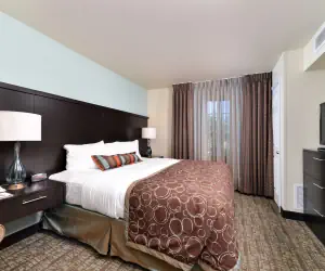 Photo 4 - 1 Bedroom Suite 1 King Bed Nonsmoking