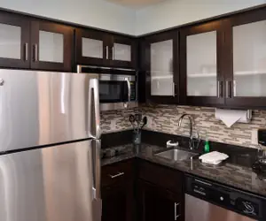 Photo 3 - 1 Bedroom Suite 1 King Bed Nonsmoking