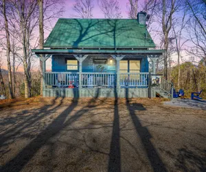Photo 2 - Newly Remodeled! Short Drive to Dollywood & Gburg!