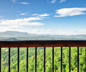 Photo 5 - Breathtaking View, Free Wi-Fi, custom cabinets, private deck, 2 king suites