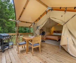 Photo 2 - Glamping Escape on Lake Livingston