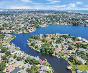 Photo 4 - Madeline Lake Oasis Home in Galveston – On the Water!