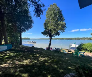 Photo 2 - Fabulous 2 Bed, 2 Bath Cottage On Kangaroo Lake