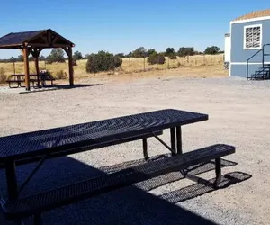 Photo 3 - Affordable Getaway Sleeps 8 near Grand Canyon