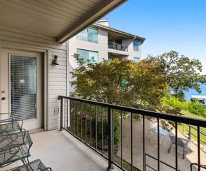 Photo 5 - 2BR Condo with Hot Tub & Pool