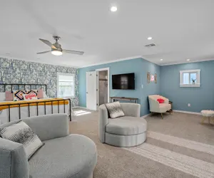 Photo 2 - 3 en-suites, hot tub & game rm