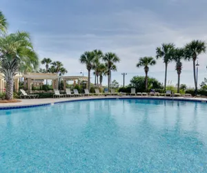 Photo 2 - Special! Directly On Beach! May 30- June 5 -  Book 3 Nights & Extra Night Free