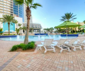 Photo 4 - 50 feet from 10th floor pool and hot tub! Gorgeous Condo! Resort