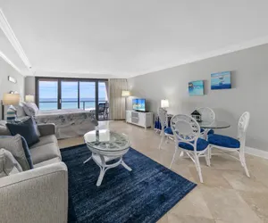 Photo 3 - Now Booking June With Discounts!~ Family Friendly Condo~Full Kitchen*Affordable*