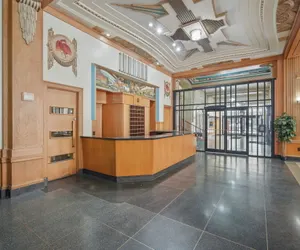 Photo 2 - Upscale Urban Escape in the Heart of Downtown