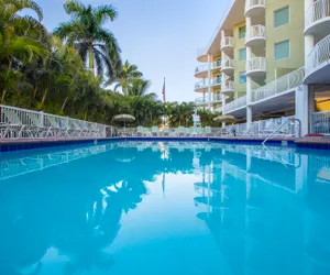 Photo 5 - Ocean View  Penthouse Unit 7th night free  Ask host Eva