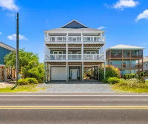 Photo 4 - “Ride This Wave” – Spacious, Stylish & Sunset-Ready in Surf City!